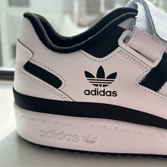 NWT adidas Low Forum Shoe Size 11.5  in Cloud White / Cloud White / Core Black main image 2